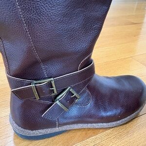 boc Dark Brown Boots with Buckle Detail
